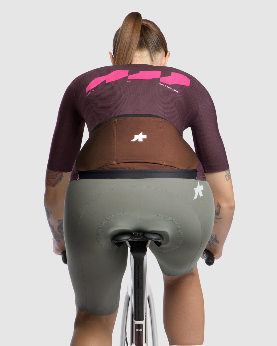 Assos DYORA R Cykeltrøje S11 We are the A Panic Red