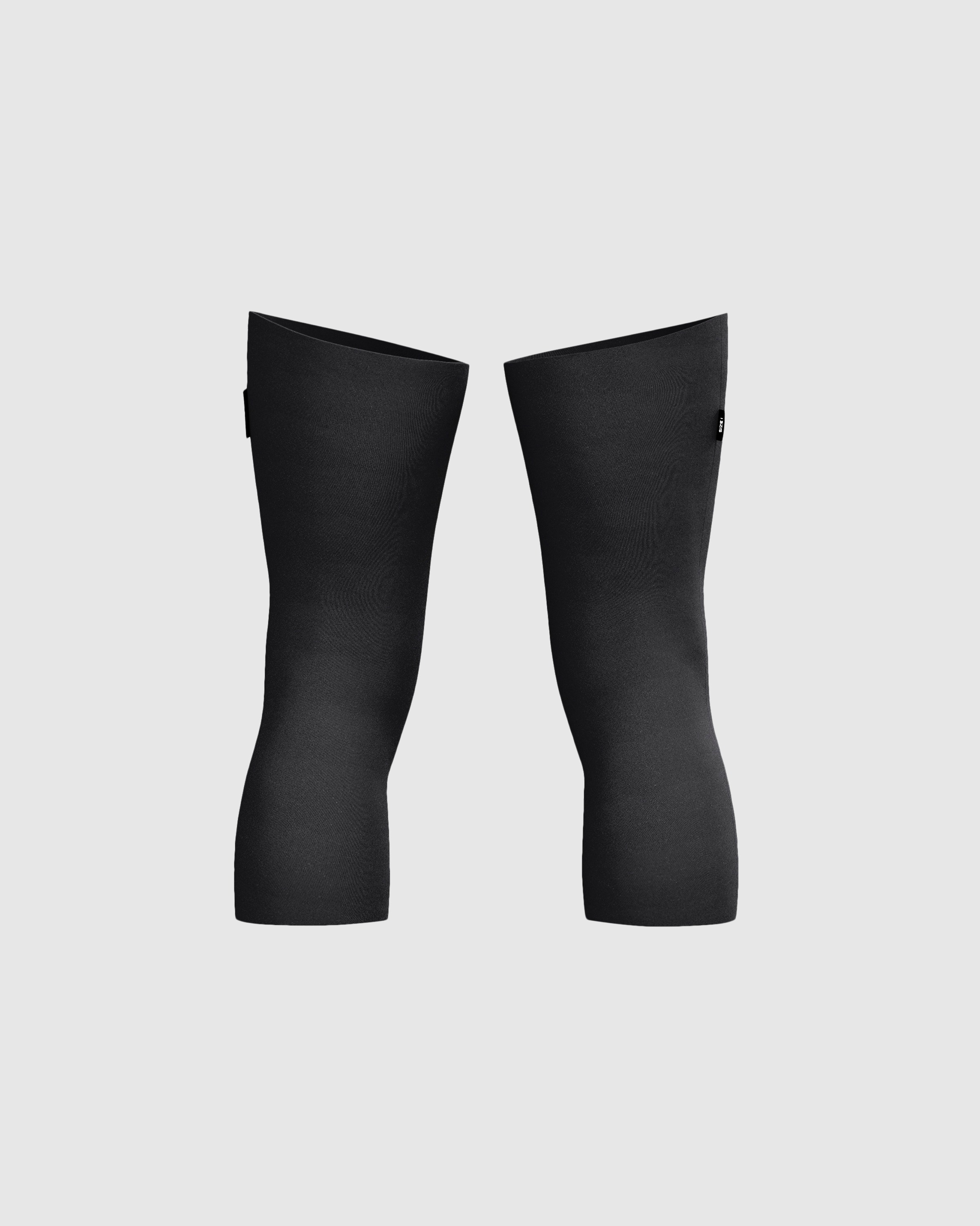 Assos R Winter Knee Warmers P1 Black Series